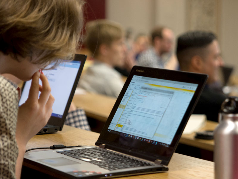 The Digital Humanities at Oxford Summer School. Photo by Julie Noble-Stevens