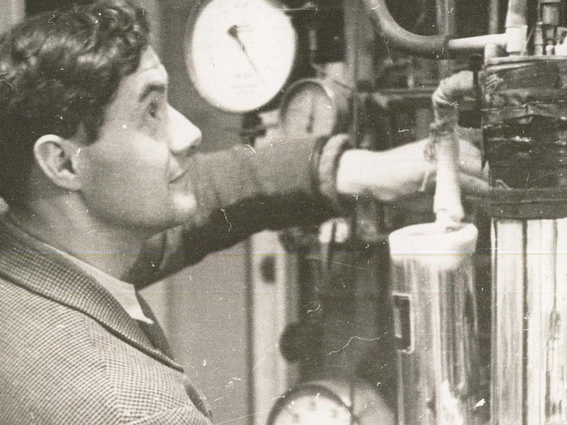 Douglas Brewer at the Clarendon Laboratory in 1962