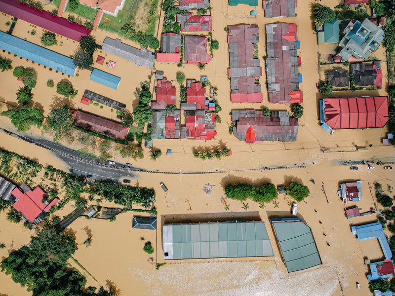 Floods are made more likely by the more extreme weather patterns caused by long-term global climate change. Photo by Pok Rie/Pexels