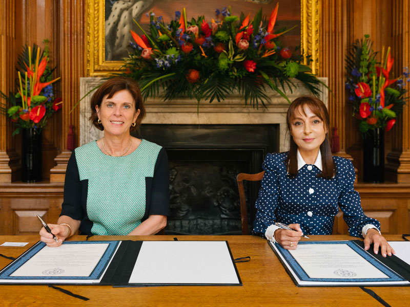 Professor Louise Richardson, Vice-Chancellor of the University of Oxford, and Professor Nargiz Pashayeva, Chair of the trustees of the BFSAC. Photo by Ian Wallman