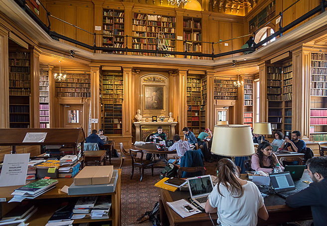 The Taylor Institution is the University's centre for the study of Modern European languages and literatures. Photo by Stuart Bebb