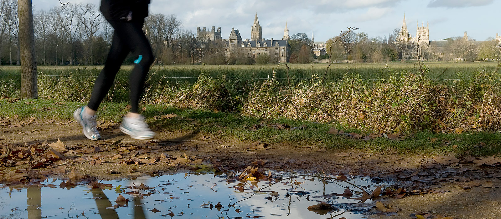 Running with the backdrop of the Oxford skyline