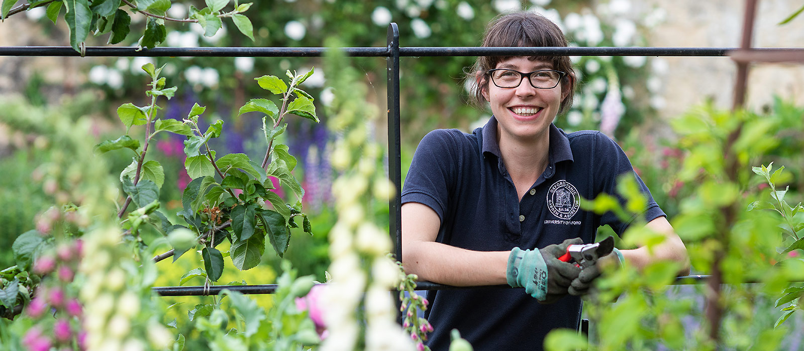 Apprentice Laura Quinlan at the Oxford Botanic Garden