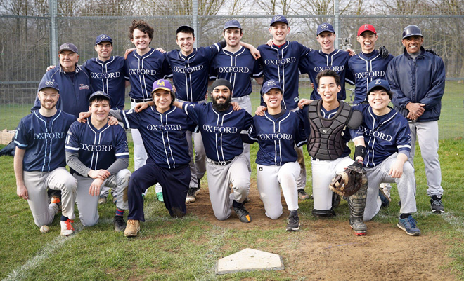 Photo of the Oxford University Baseball team